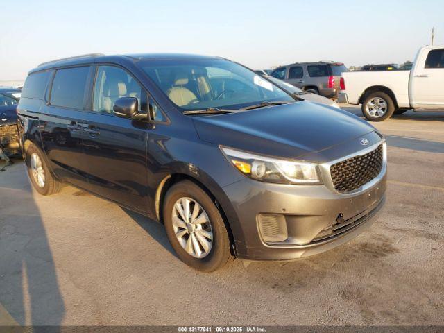  Salvage Kia Sedona