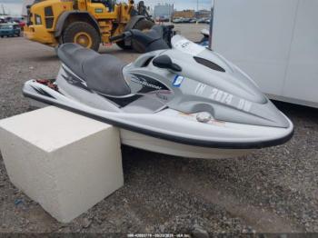  Salvage Yamaha Waverunner
