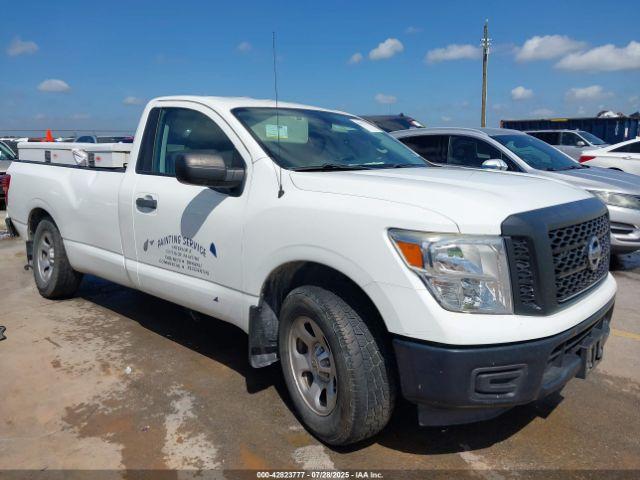  Salvage Nissan Titan
