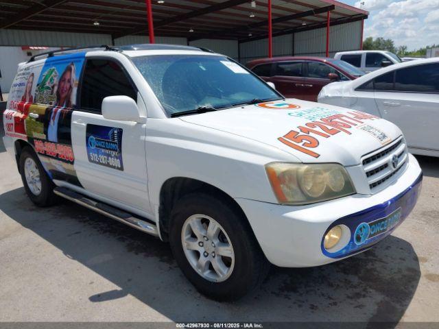  Salvage Toyota Highlander