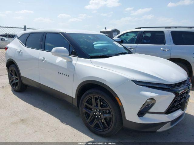  Salvage Chevrolet Blazer
