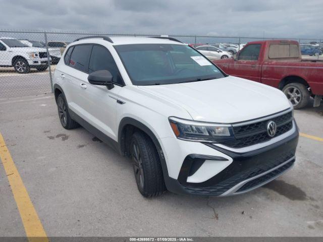 Salvage Volkswagen Taos