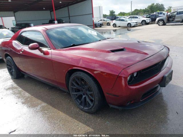  Salvage Dodge Challenger