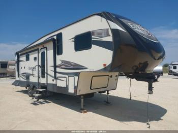  Salvage Heartland Light E29