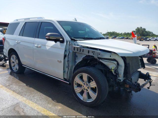  Salvage Ford Expedition