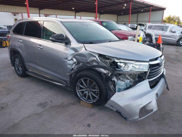  Salvage Toyota Highlander