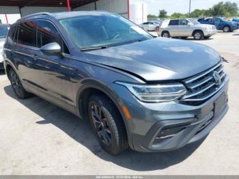  Salvage Volkswagen Tiguan