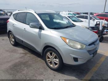  Salvage Hyundai TUCSON