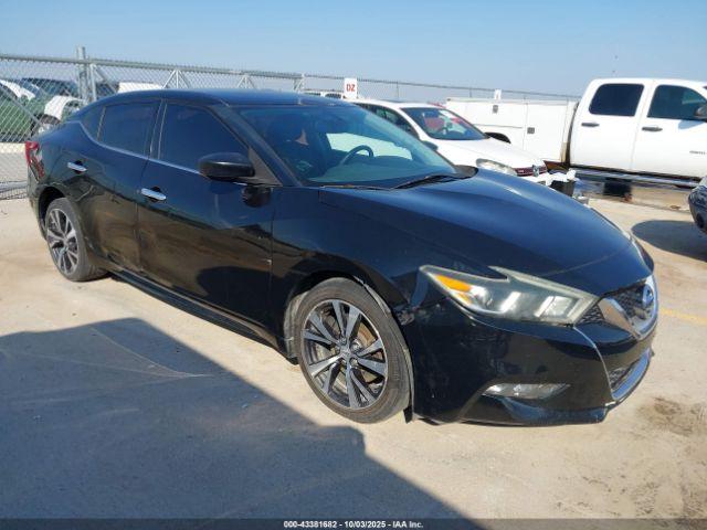  Salvage Nissan Maxima