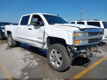  Salvage Chevrolet Silverado 2500