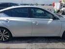 Nissan Altima Sr Fwd Image 3