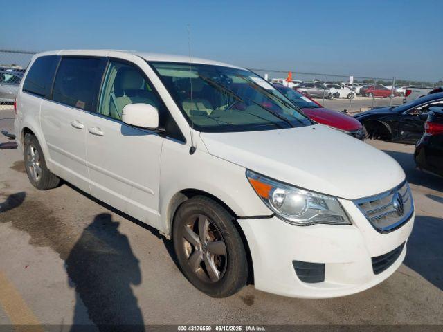  Salvage Volkswagen Routan