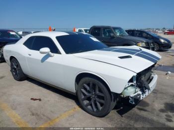  Salvage Dodge Challenger