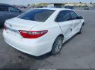 Toyota Camry Le Image 3
