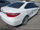 Toyota Camry Le Image 11