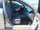Toyota Camry Le Image 6