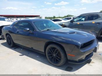  Salvage Dodge Challenger