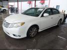 Toyota Avalon Limited Image 4