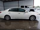 Toyota Avalon Limited Image 16