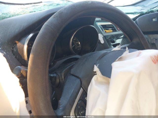 Subaru Outback 2.5i Premium Image 14