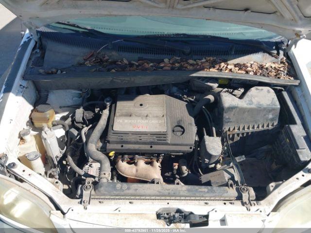 Toyota Sienna Ce Image 8