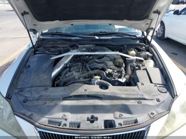 Lexus Is Image 3