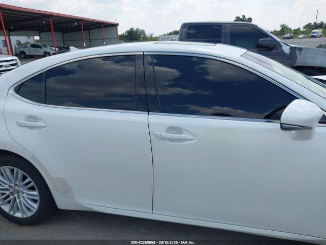Lexus Es Image 8