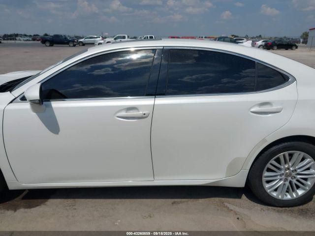 Lexus Es Image 15