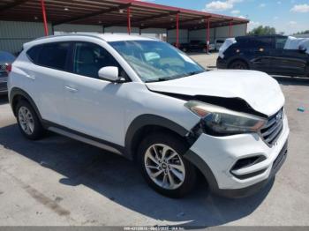  Salvage Hyundai TUCSON