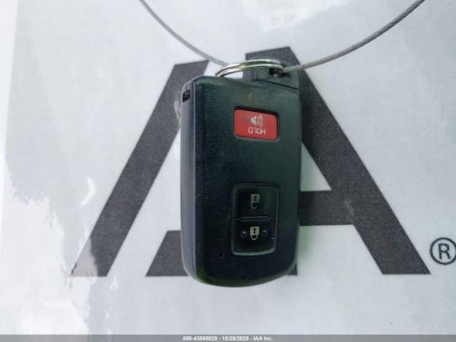 Toyota Tacoma Trd Off Road Image 4