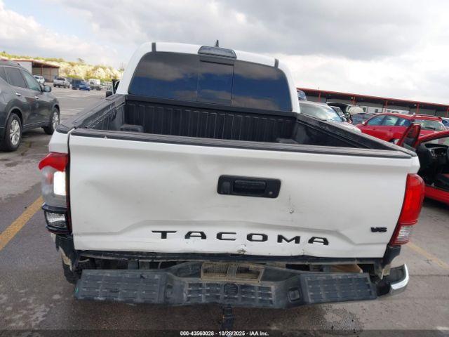 Toyota Tacoma Trd Off Road Image 12