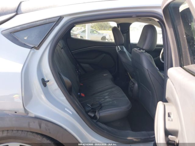 Ford Mustang Select Image 12