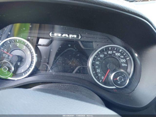 Ram 1500 Laramie  4x4 5'7 Box Image 15