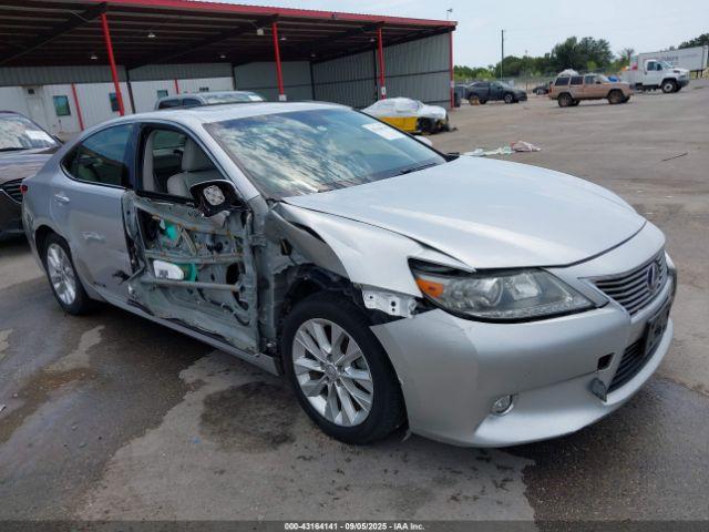  Salvage Lexus Es