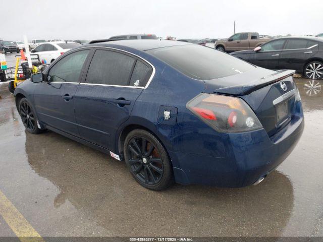 Nissan Altima 2.5 S Image 2