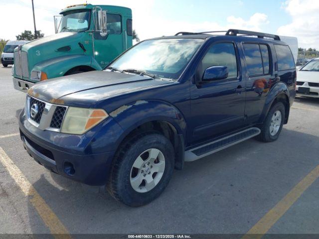 Nissan Pathfinder Se Image 3