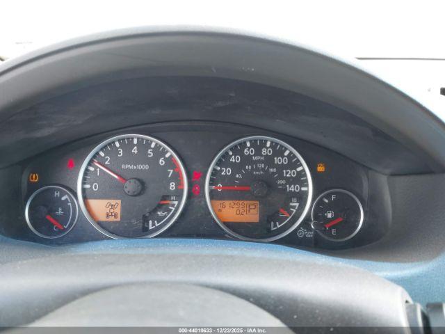 Nissan Pathfinder Se Image 5