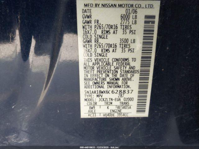 Nissan Pathfinder Se Image 2