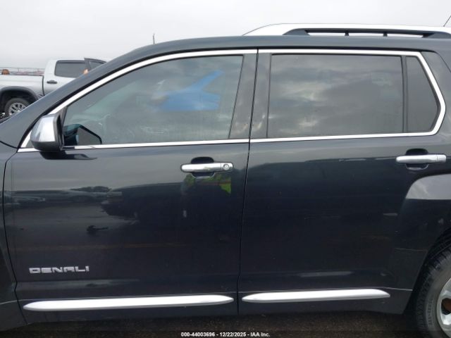 GMC Terrain Denali Image 9