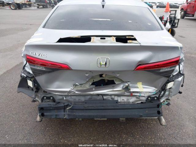 Honda Civic Image 13