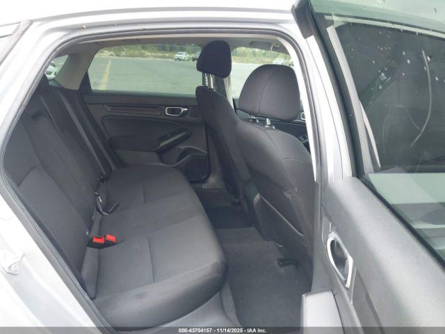 Honda Civic Image 15