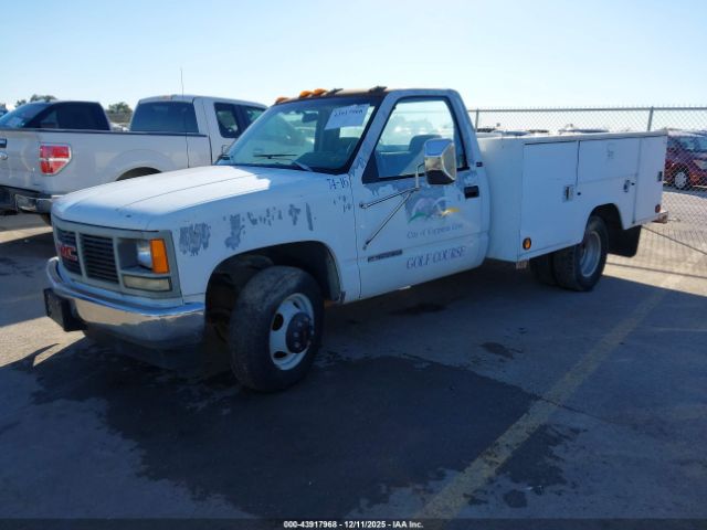 GMC Sierra C3500 Image 10