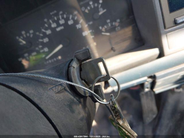 GMC Sierra C3500 Image 5