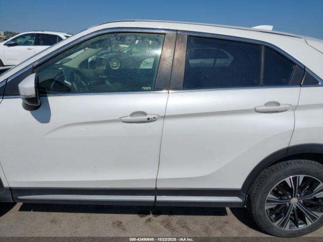 Mitsubishi Eclipse Image 13