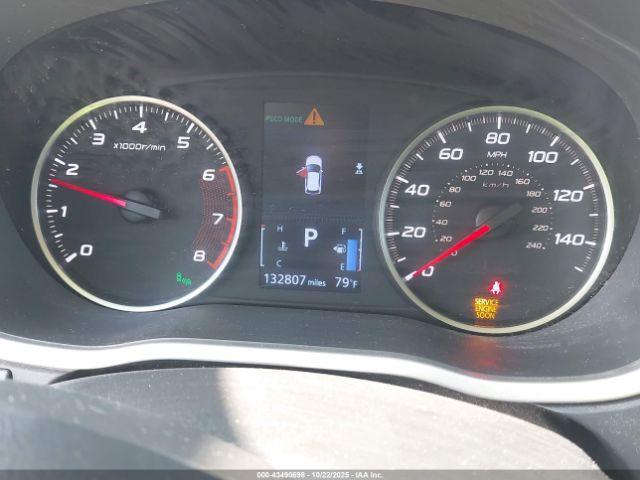 Mitsubishi Eclipse Image 16