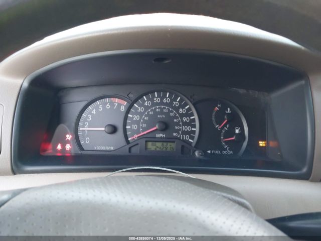 Toyota Corolla Ce Image 11