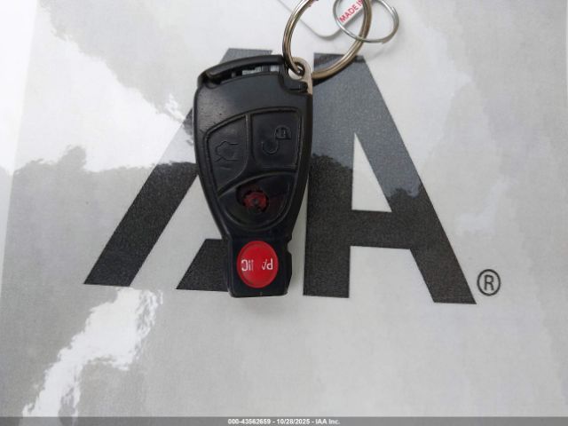 Mercedes-Benz E-Class 4matic Image 12