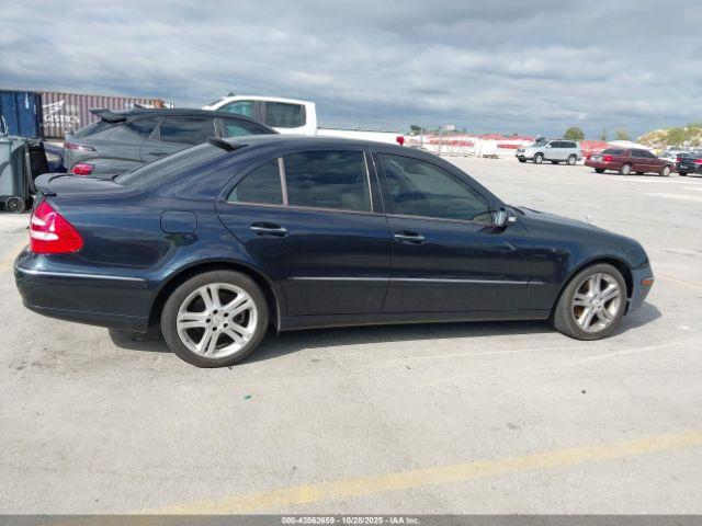 Mercedes-Benz E-Class 4matic Image 13