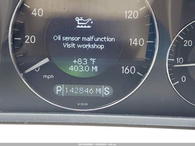 Mercedes-Benz E-Class 4matic Image 10