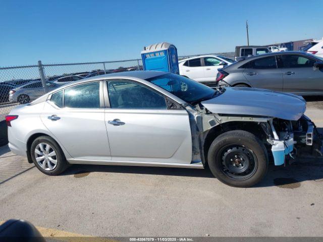 Nissan Altima S Fwd Image 5